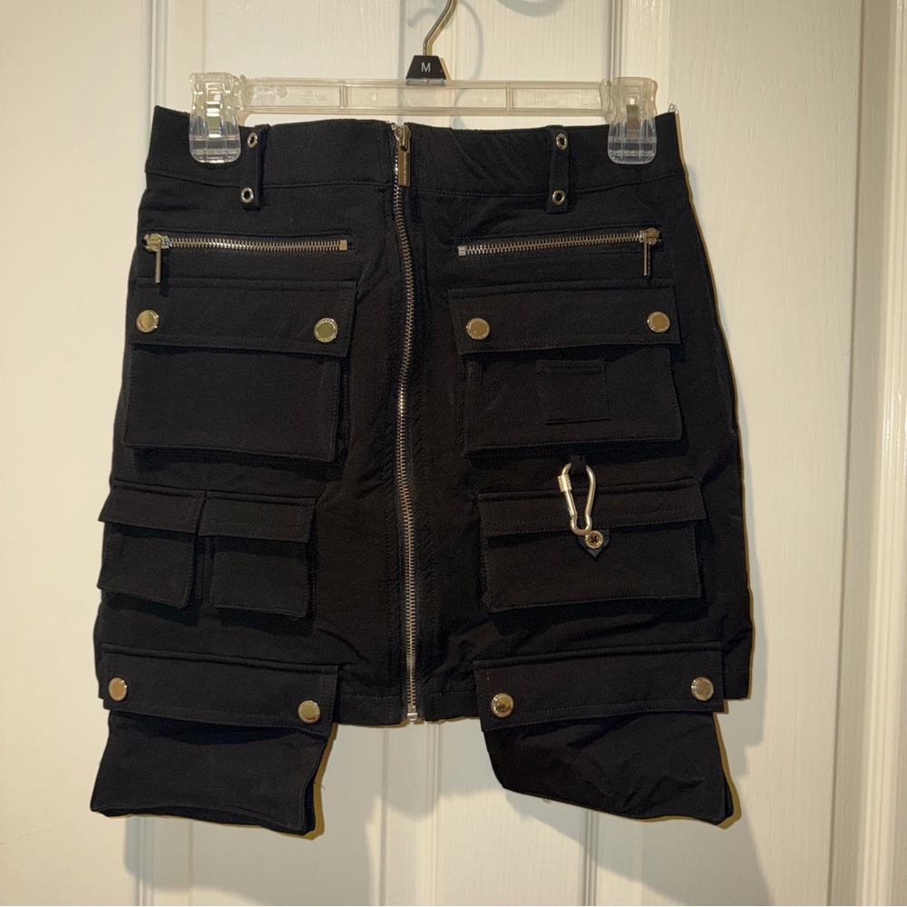 NWT Maniere De Voir Black Cargo Mini Skirt with silver Hardware